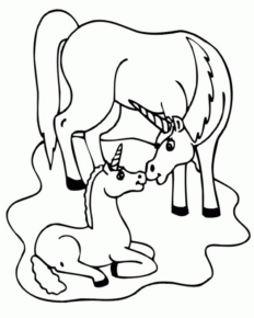 Disegno di unicorno da stampare e colorare 107